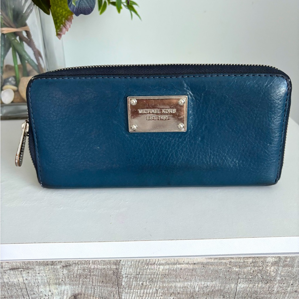MICHAEL KORS Leather Wallet